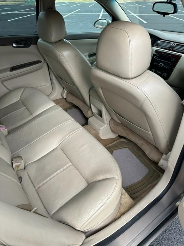 2006 Chevrolet Impala LT - Photo 12