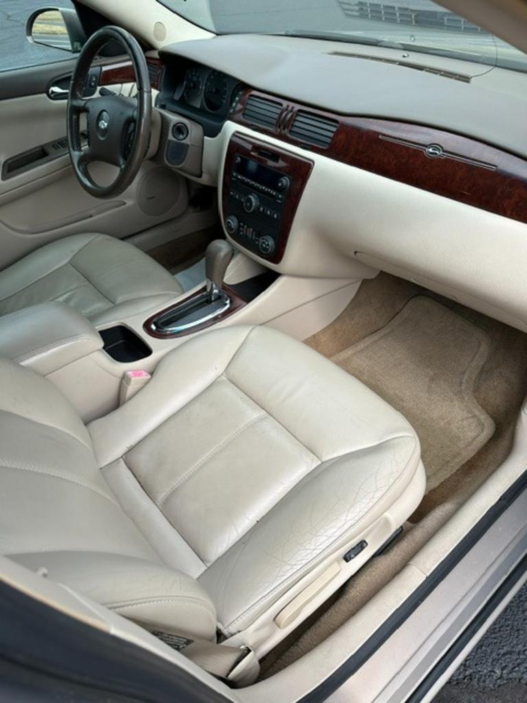 2006 Chevrolet Impala LT - Photo 13