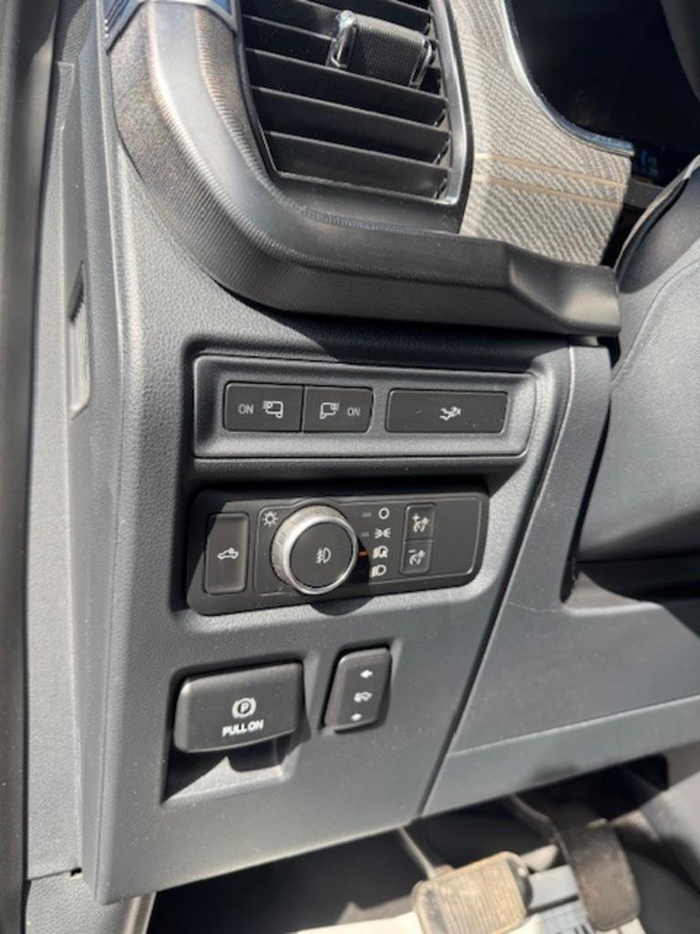 2022 Ford F-150 Platinum - Photo 17